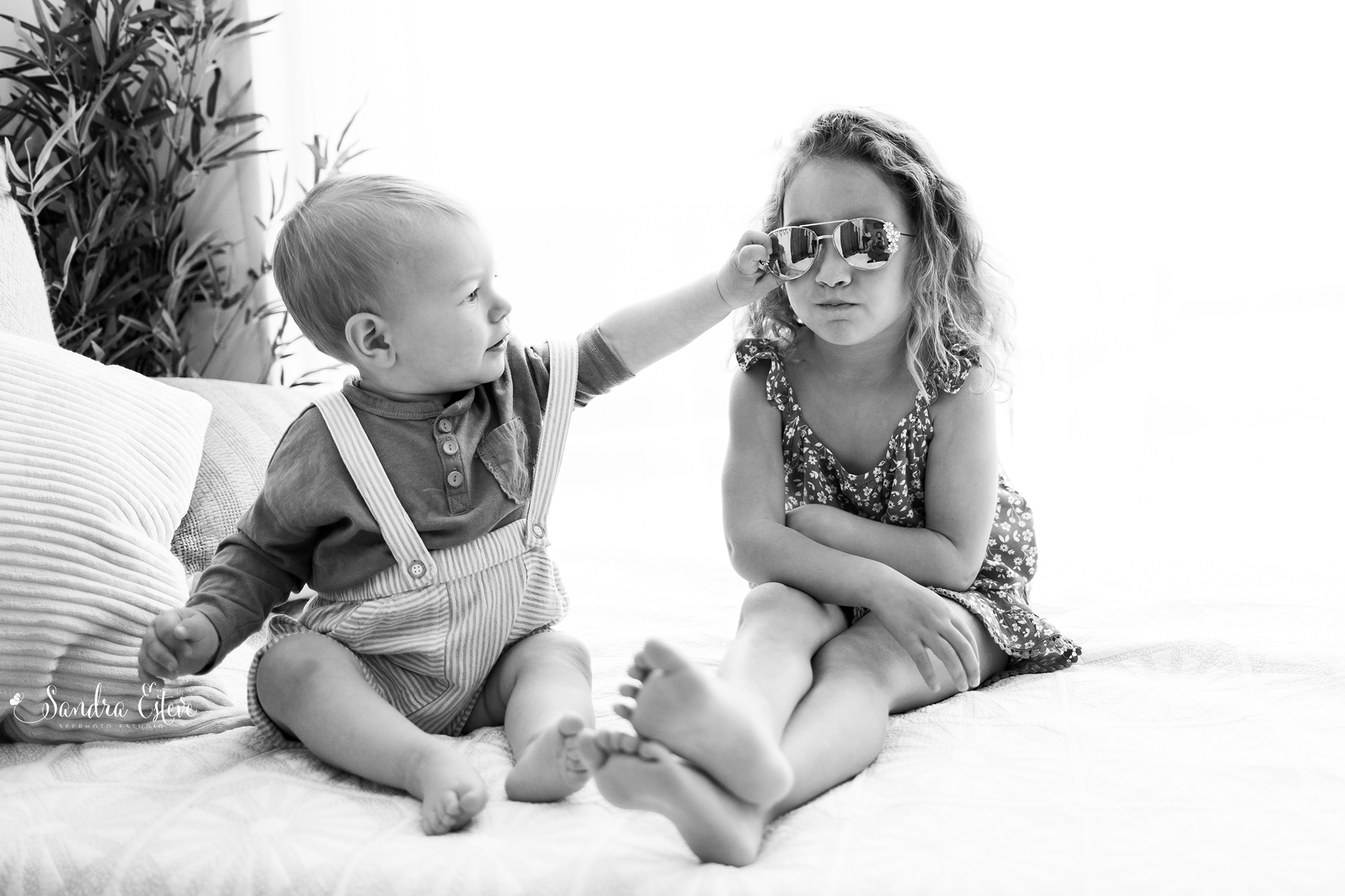 sesion-fotos-hermanos-estudio-barcelona