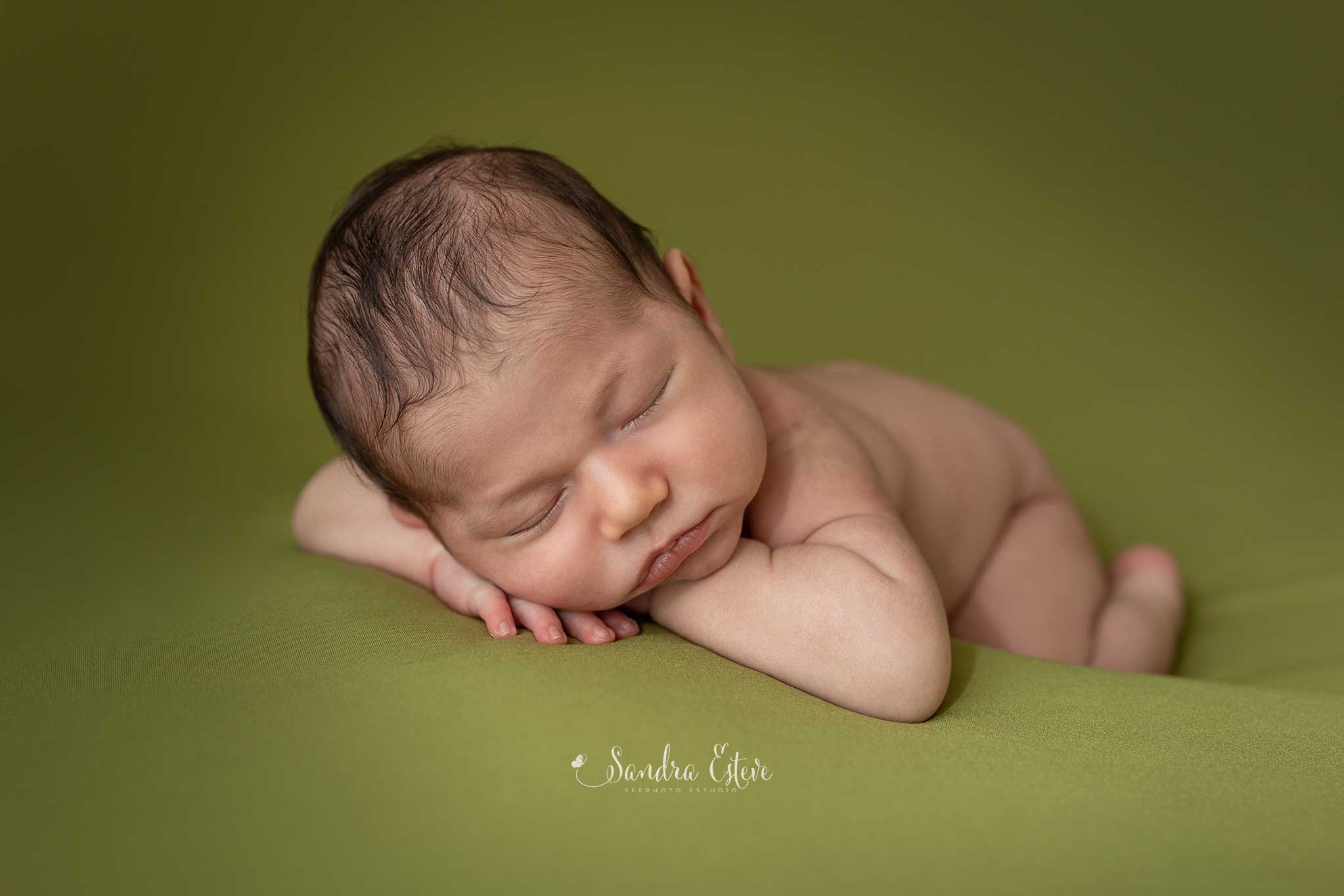 sesion-fotos-newborn-estudio-bebe-montornes