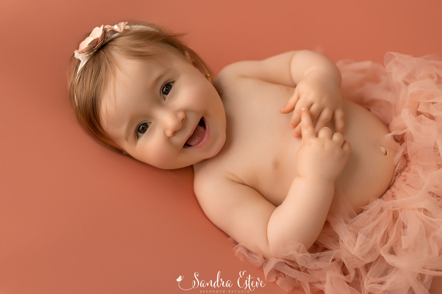 sesion_fotos_bebe_10_meses_estudio_fotos_granollers1