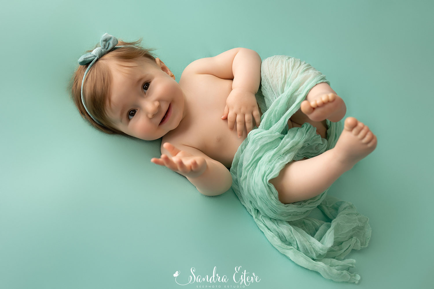 sesion_fotos_bebe_10_meses_estudio_fotos_vic