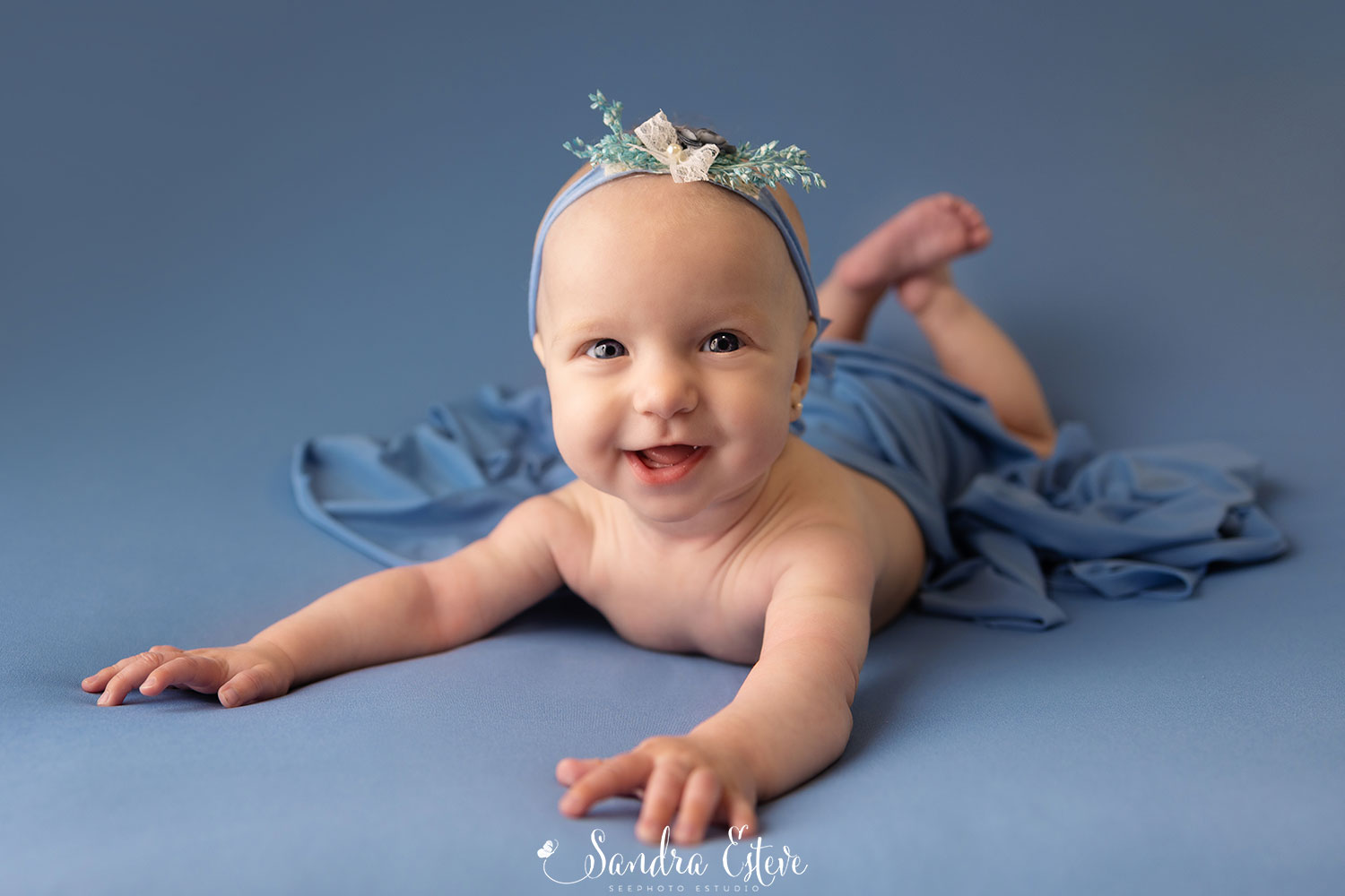 sesion_fotos_bebe_4_meses_estudio_fotos_granollers1