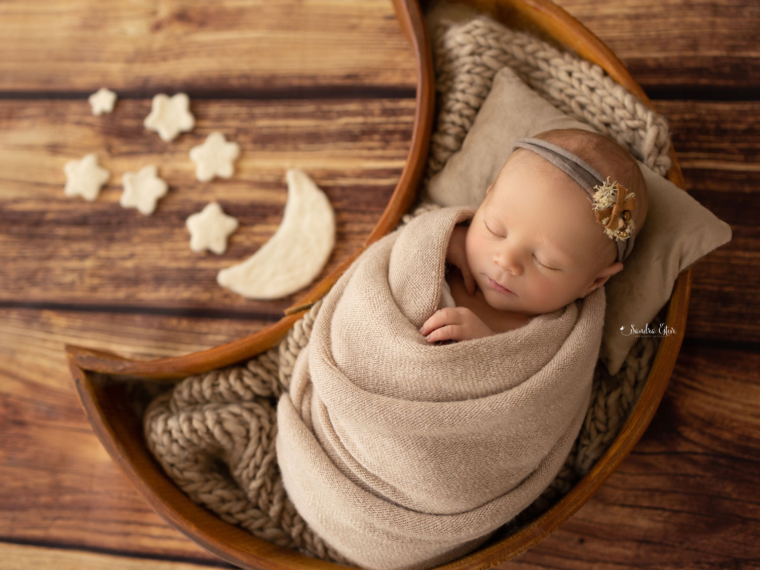 sesion_fotos_bebe_ecien_nacido_hermana_estudio_granollers