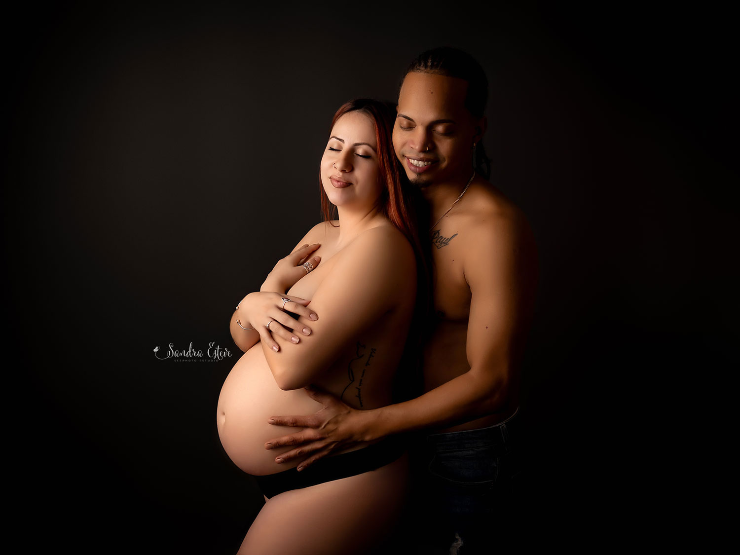 sesion_de_fotos_embarazada_desnudo_estudio_sant_celoni